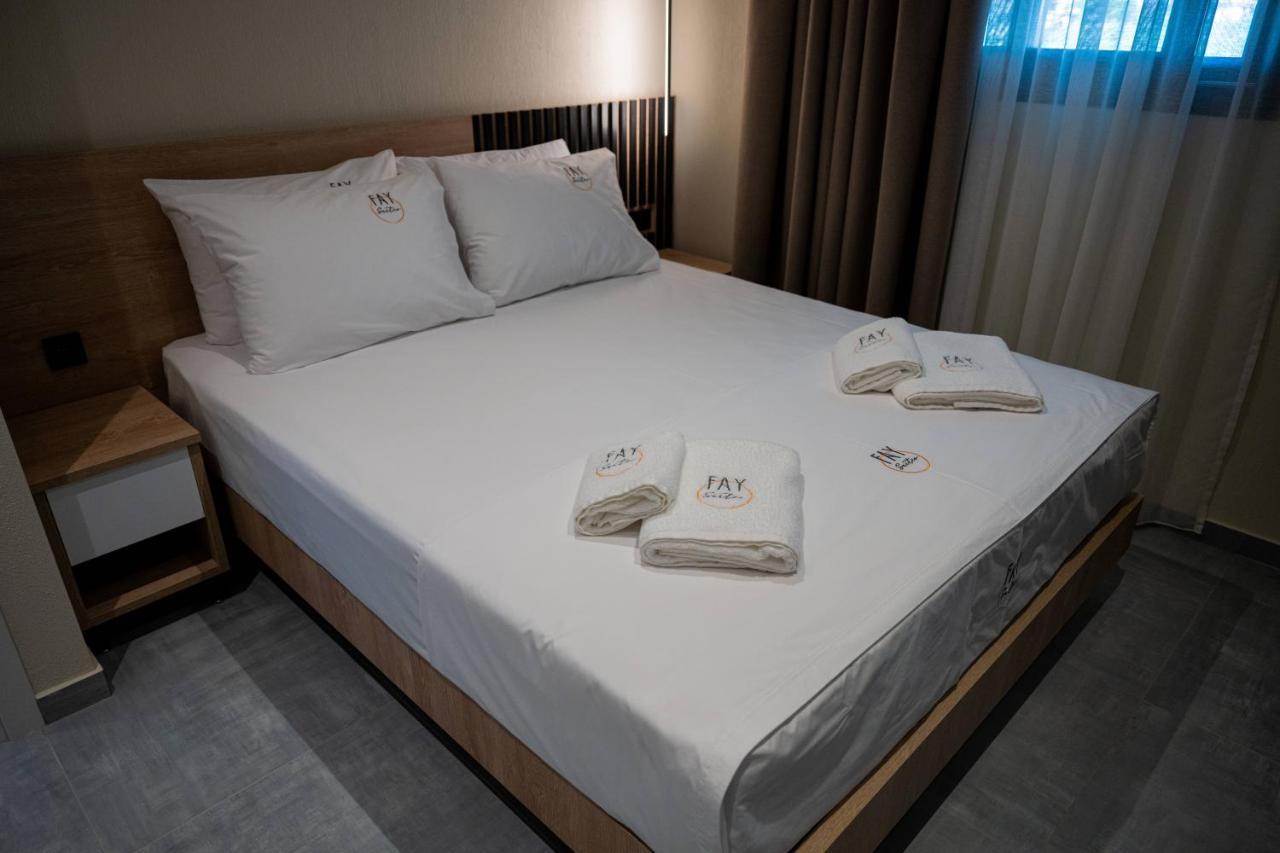 فلوغيتا Fay Suites المظهر الخارجي الصورة